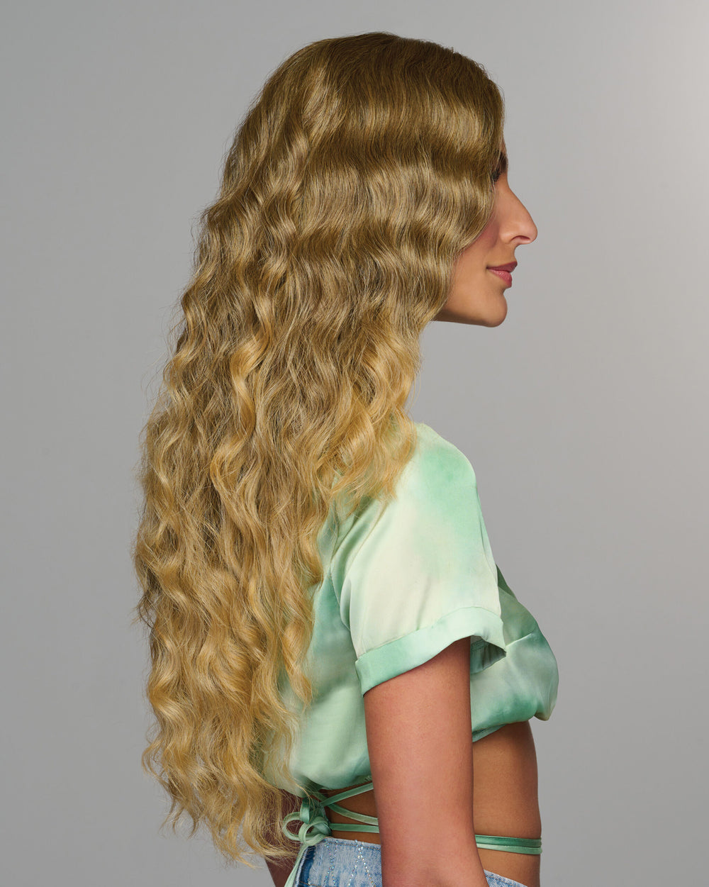Hairdo Curly Girlie Wig product photo 2