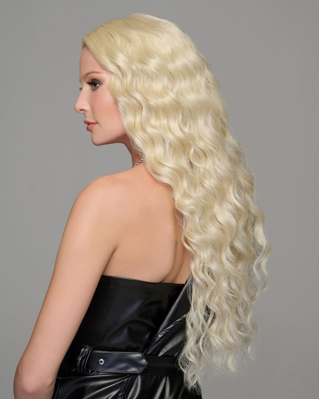 Hairdo Curly Girlie Wig product photo 8