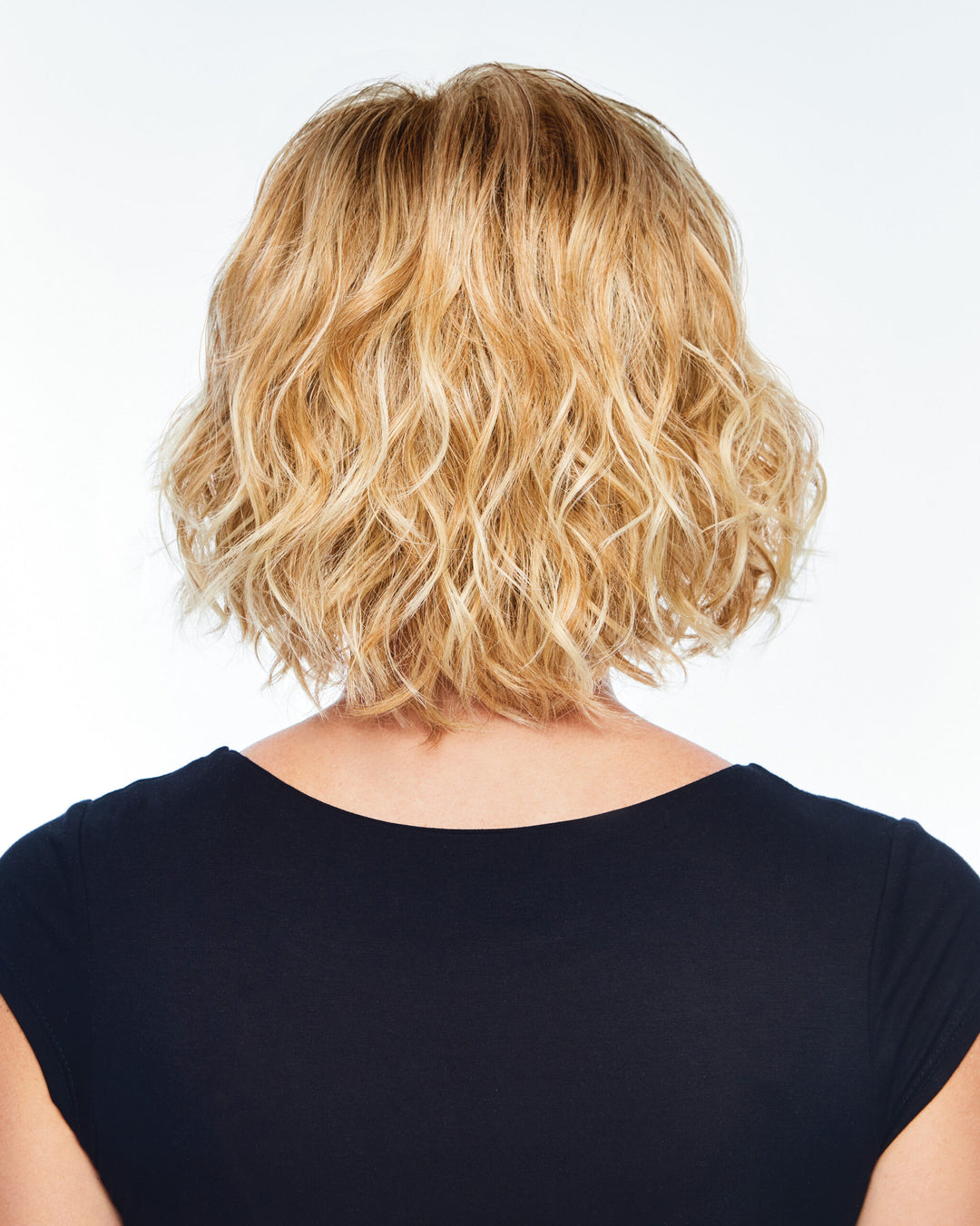 Hairdo Sweetly Waved Wig product photo 3