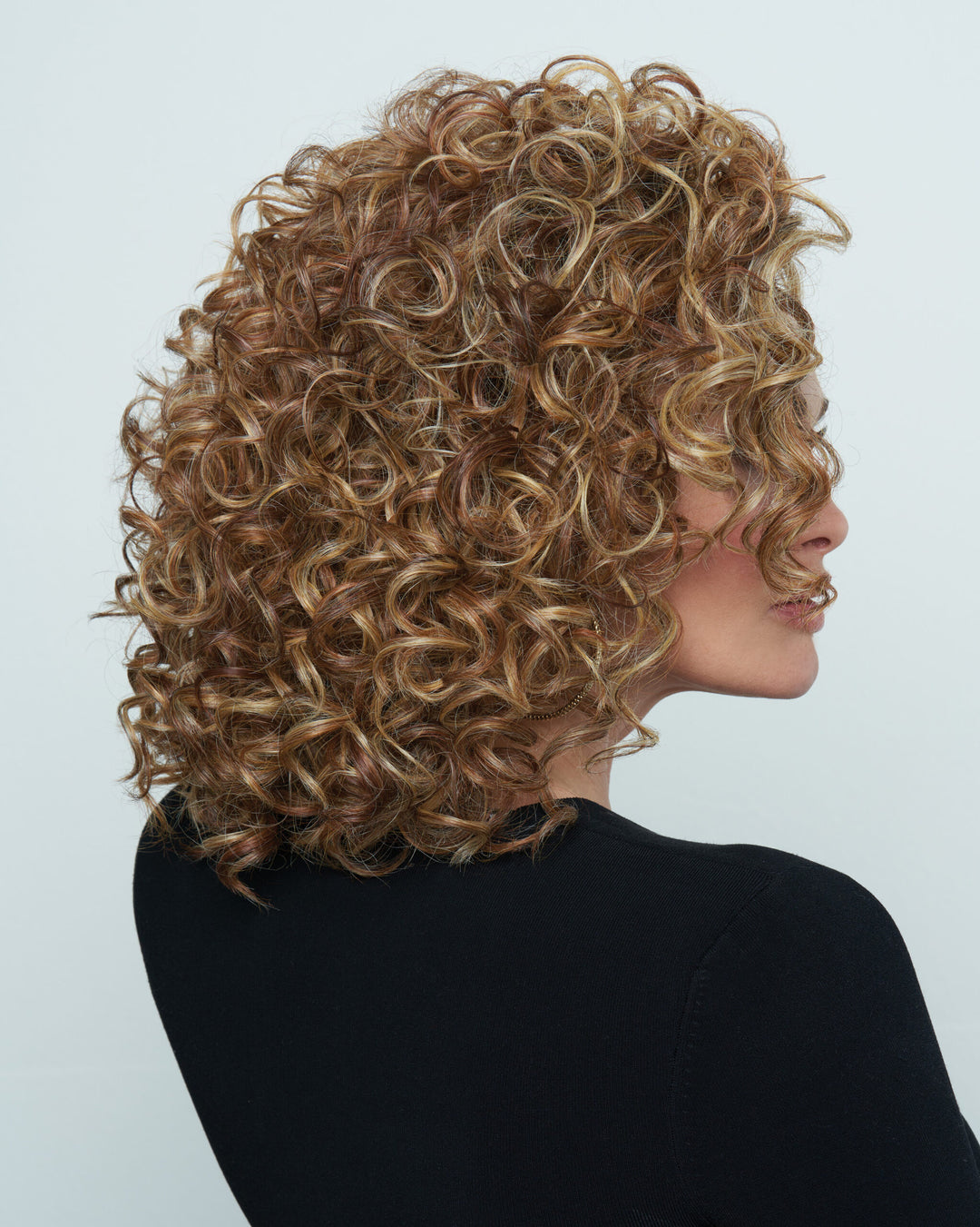 Raquel Welch Click Click Flash Wig product photo 8