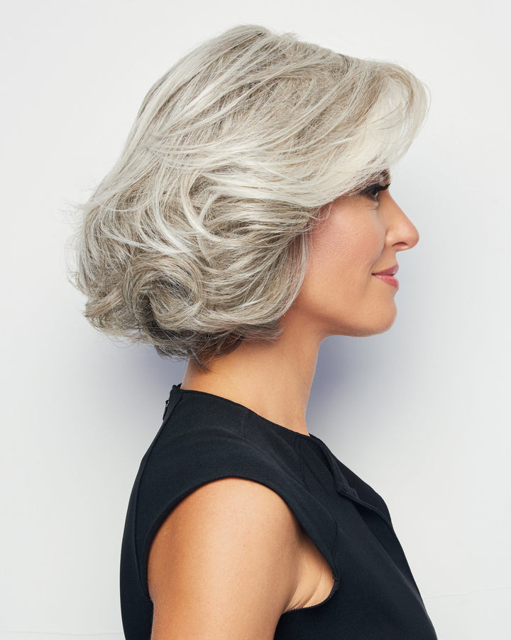 Raquel Welch Crowd Pleaser Wig product photo 3