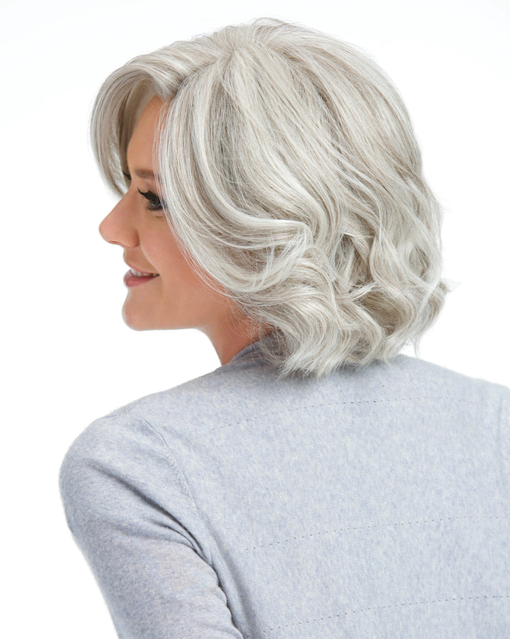 Raquel Welch Flirt Alert Wig product photo 5