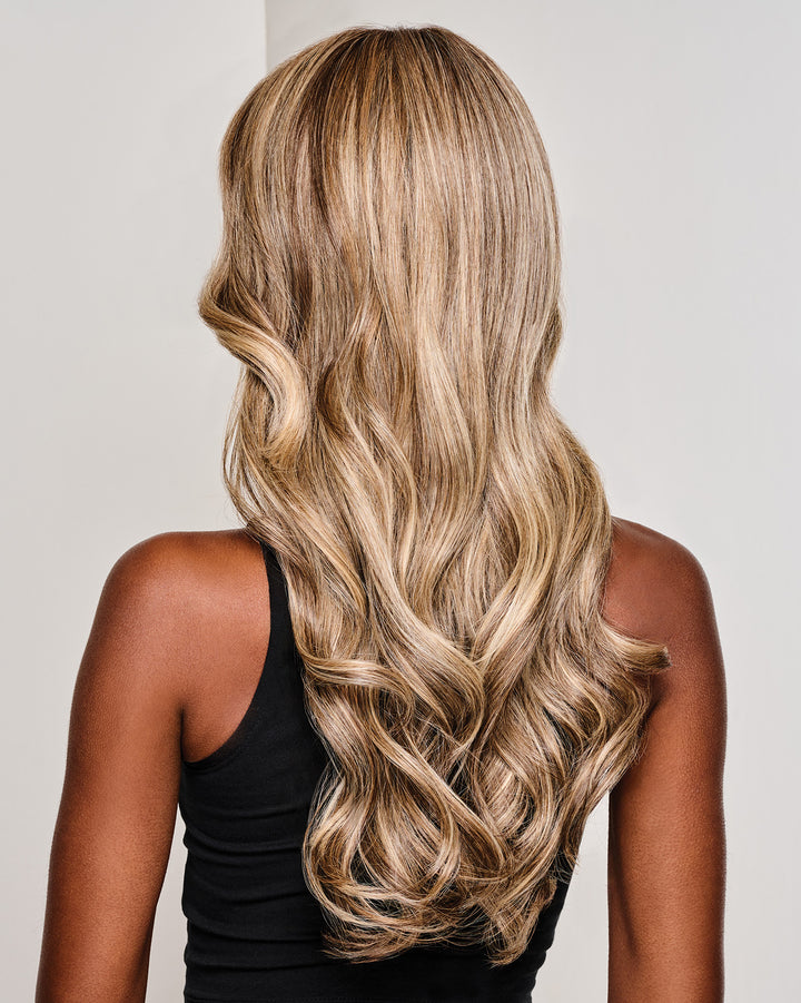 Raquel Welch Model Mode Wig product photo 9
