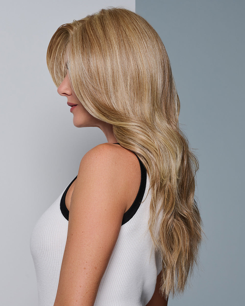Raquel Welch Runway Rehearsal Wig product photo 4