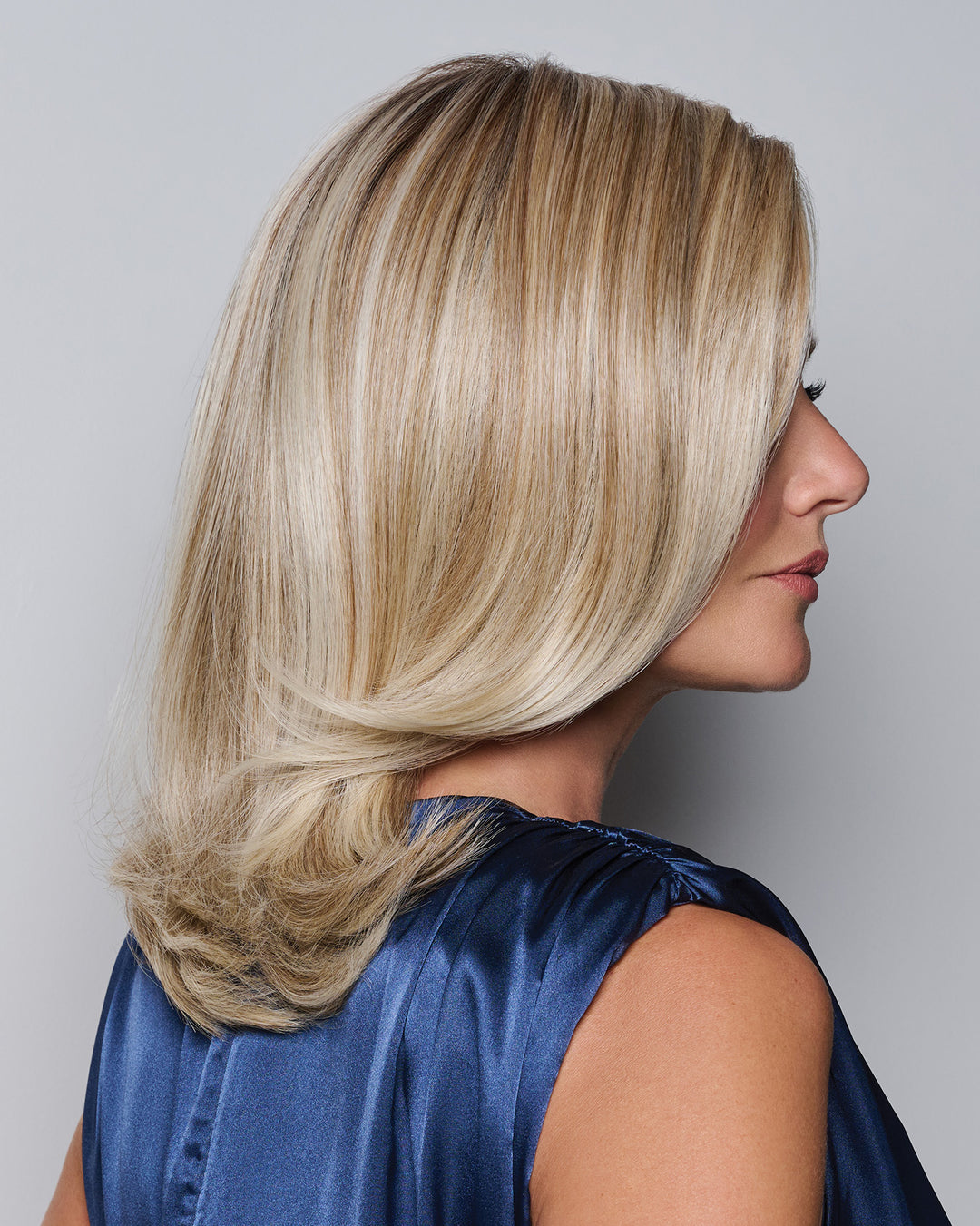Raquel Welch Showrunner Wig product photo 2