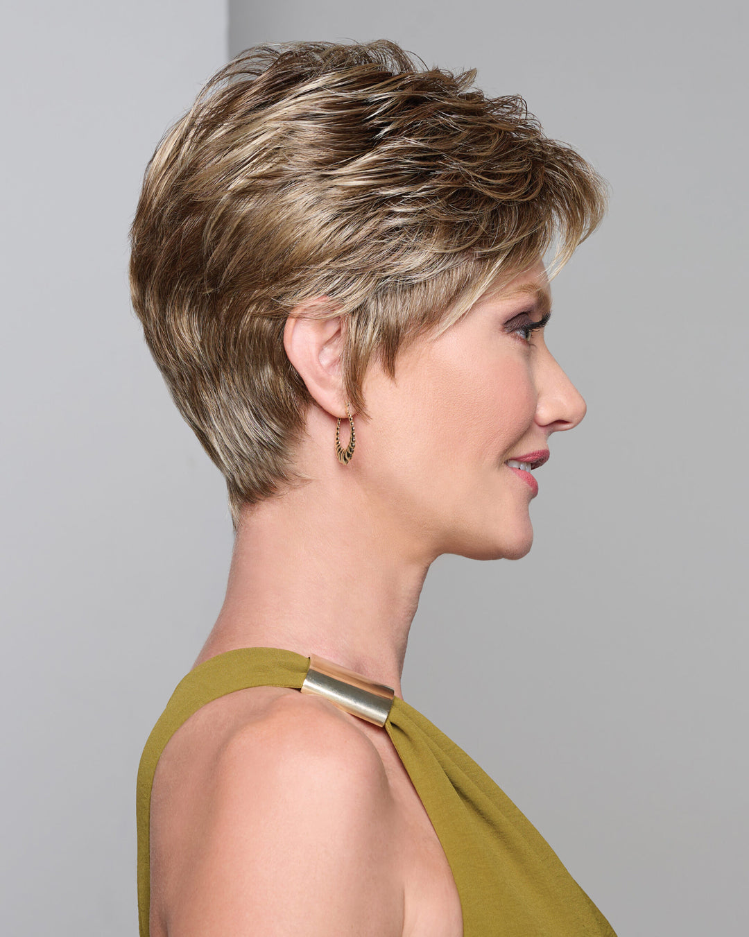 Raquel Welch Winner Premium Wig product photo 6